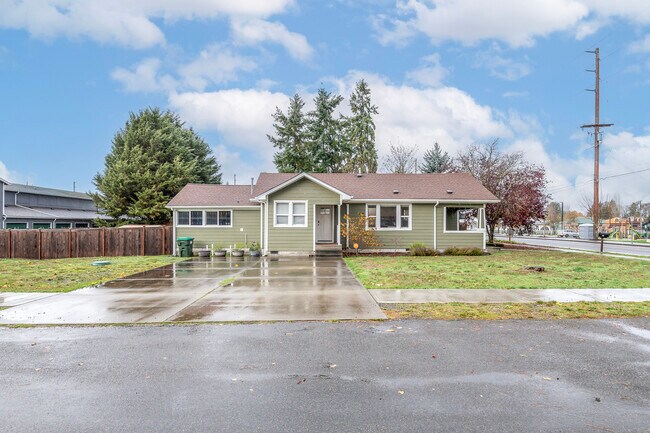 Foto del edificio - 117 Mosman Ave SW