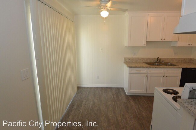 Building Photo - 3611 Green Ave