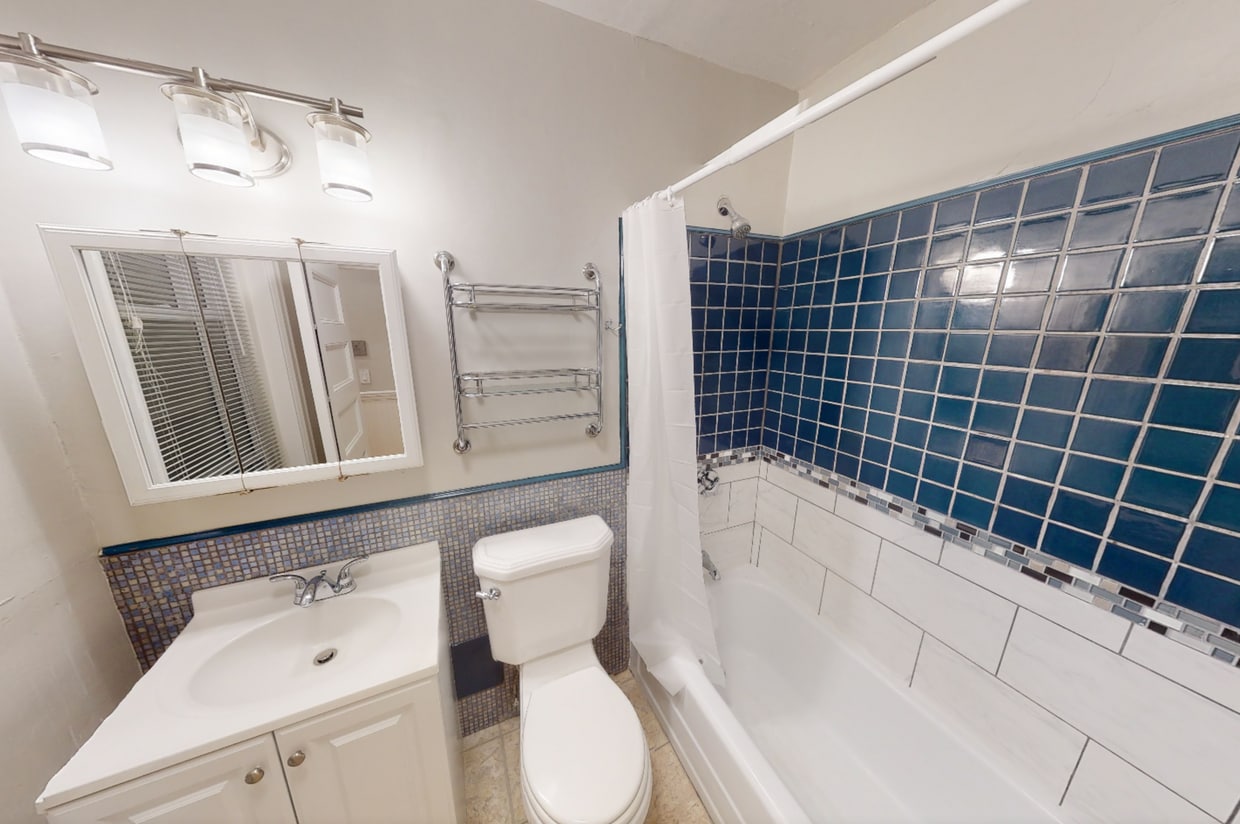 Foto del edificio - 906 Massachusetts Ave