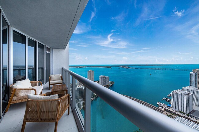 Foto del edificio - 495 Brickell Ave