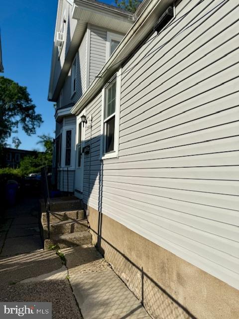 Building Photo - 414 West Ave