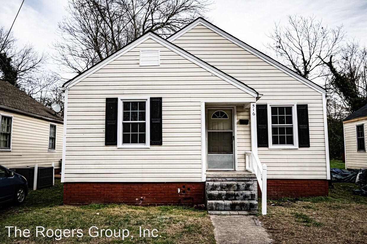 Primary Photo - 2 br, 1 bath House - 516 Clark St.