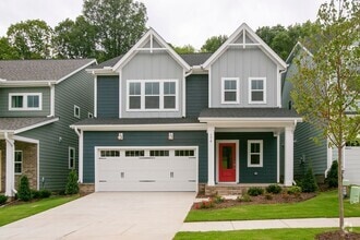 Building Photo - 174 Beacon Dr