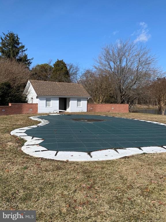 Building Photo - 22776 Wells Point Ln