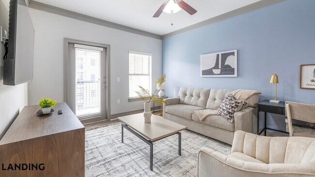 Foto del edificio - 4689 Mustang Pkwy