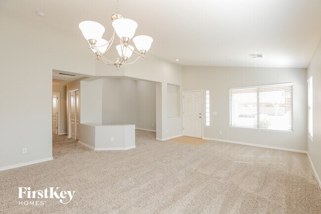Building Photo - 6120 S 53rd Dr
