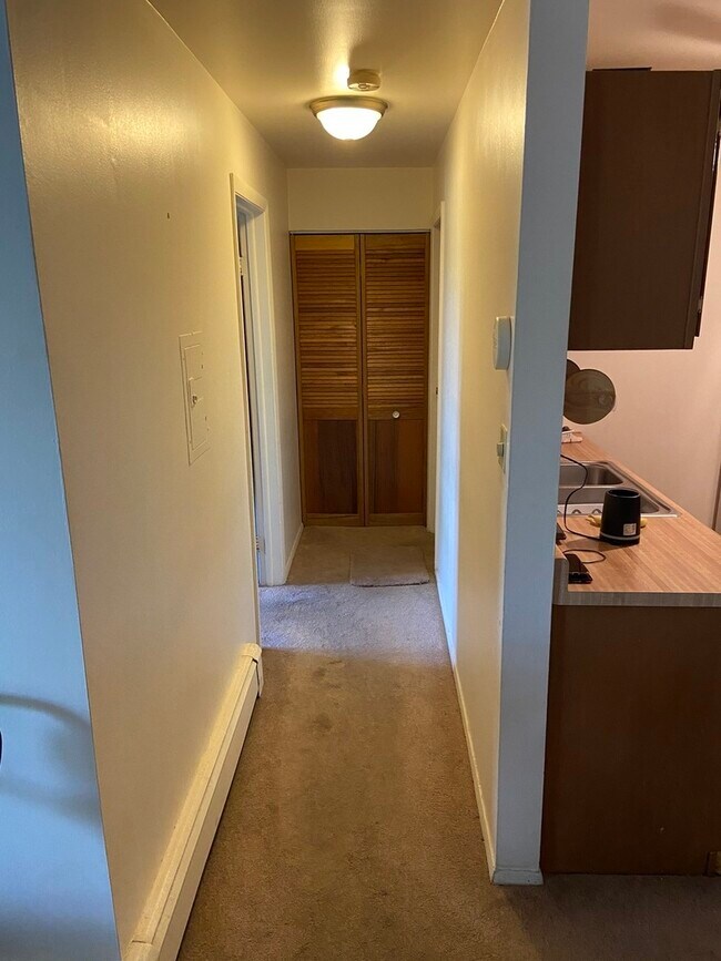 Building Photo - 870 Winesap Ct