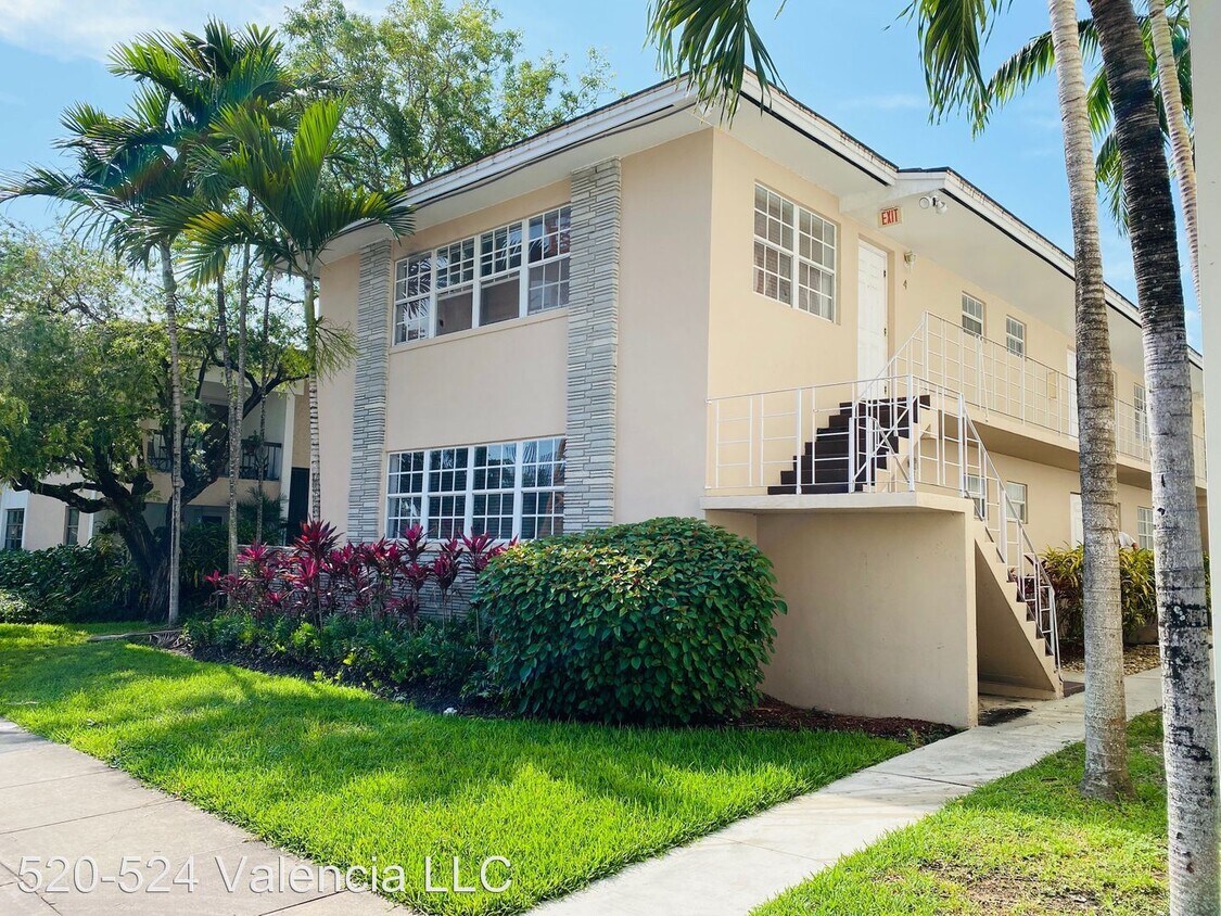 Primary Photo - 520-524 Valencia Ave