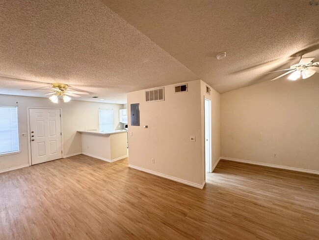 Building Photo - 4621 Johnson Rd