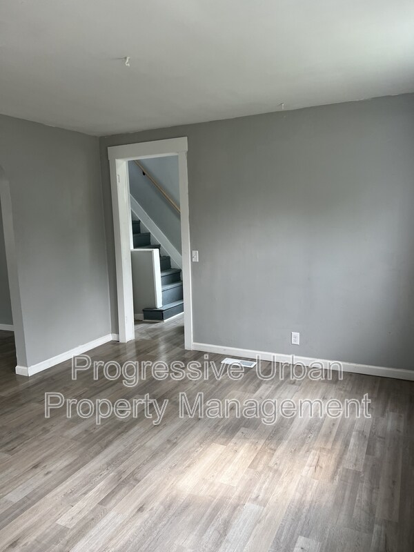 Foto del edificio - 4143 E 111th St