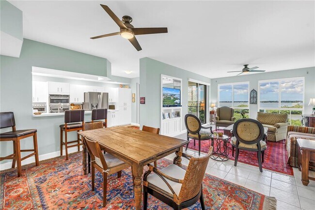 Foto del edificio - 4801 Osprey Dr S