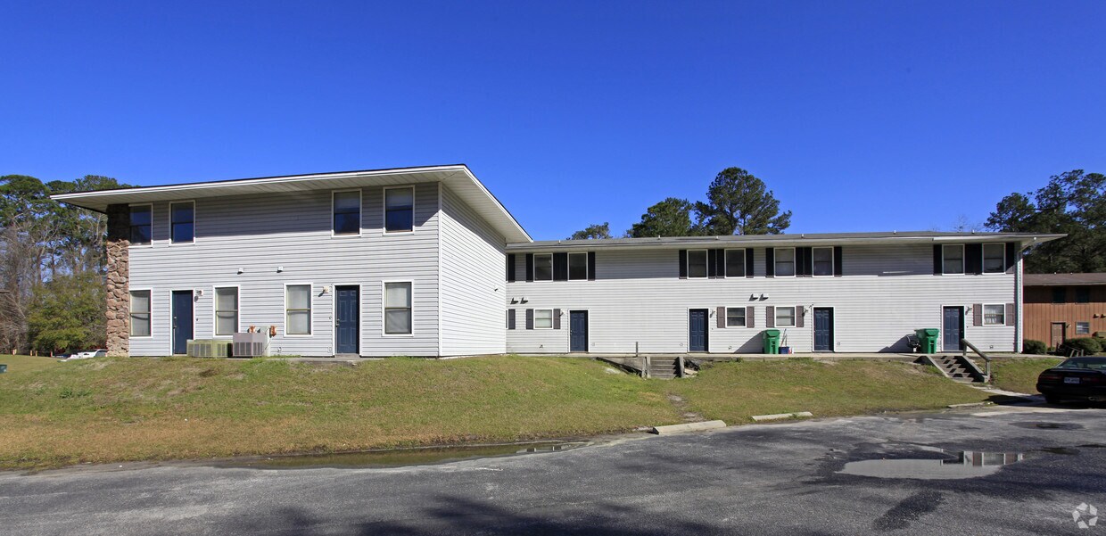 Primary Photo - 1197 Jo Ree St