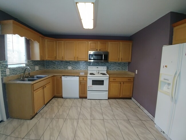 Foto del edificio - 1553 Landing Rd