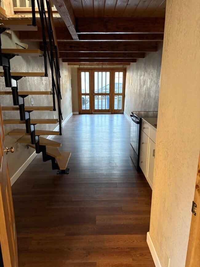 Foto del edificio - 79 S Ione St