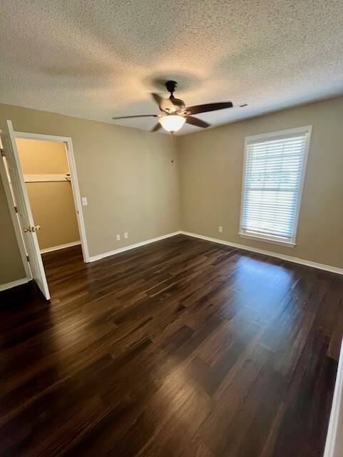 Dormitorio 1 - 1009 Cambridge Ct