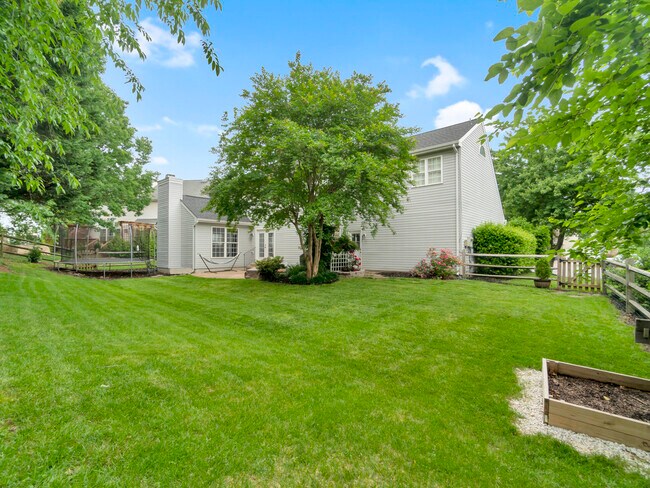Building Photo - 21324 Comus Ct