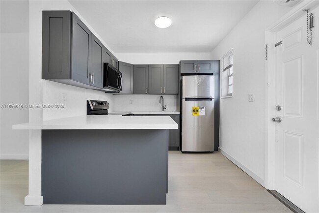 Foto del edificio - 15991 NE 18th Pl