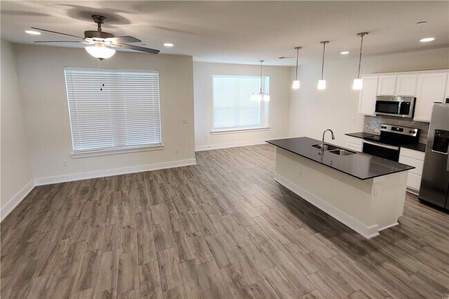 Foto del edificio - 11303 Gadsen Ln