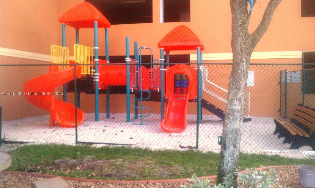 Foto del edificio - 5077 NW 7th St