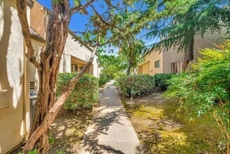 Building Photo - 8105 Kern Ave