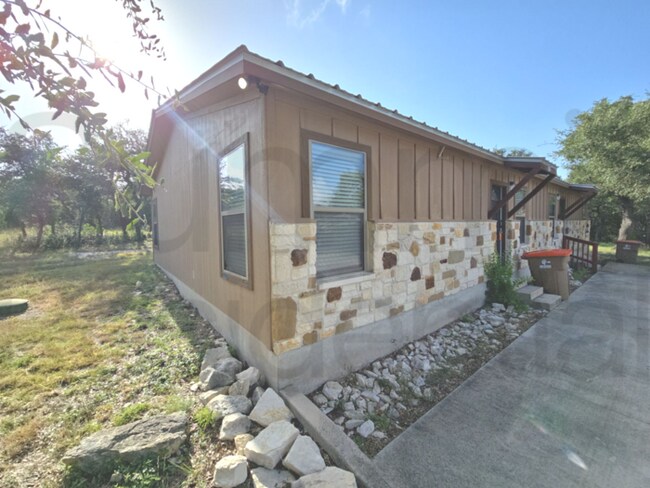 Building Photo - 1134 Indian Hollow
