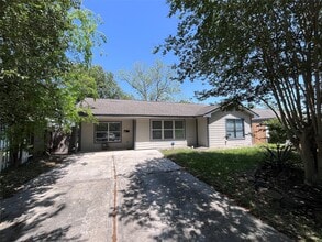 Building Photo - 8626 Greiner Dr