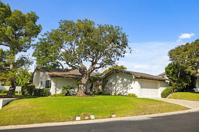 Foto del edificio - 1954 Vista Caudal