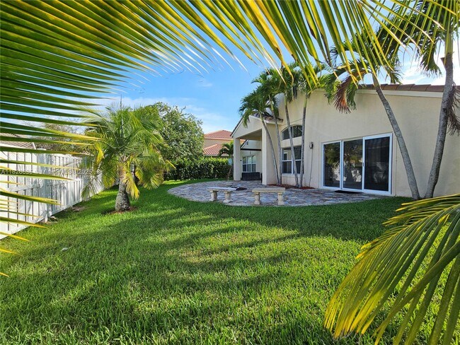 Foto del edificio - 743 SW 190th Ave