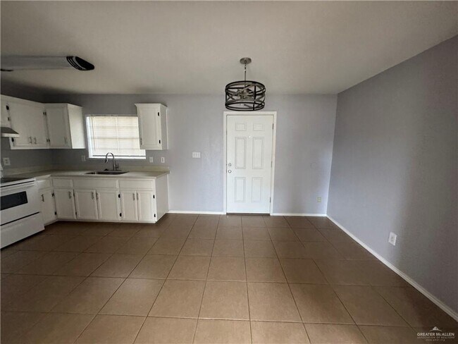 Foto del edificio - 12 Denver St