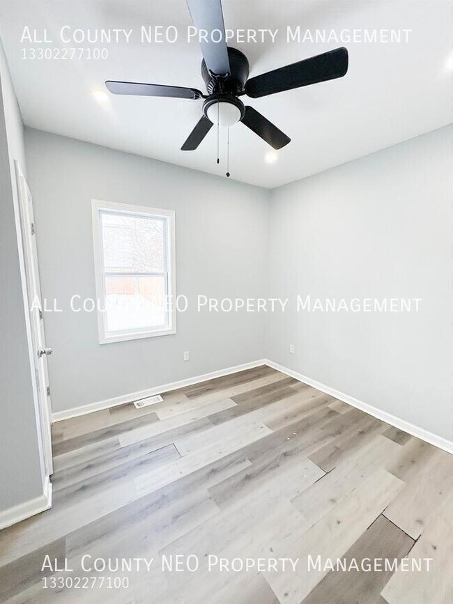 Foto del edificio - 2232 W 104th St