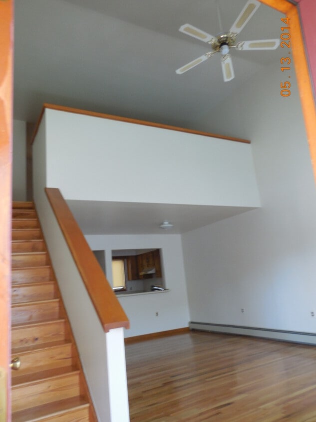 710 W Camplain Rd Unit 2, Manville, NJ 08835 Apartments in Manville