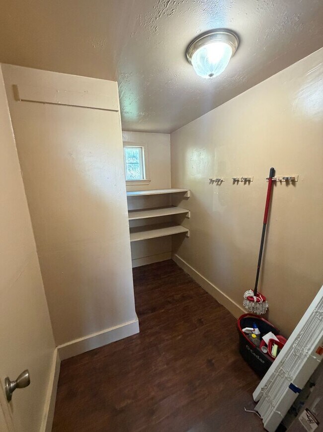 Building Photo - 1257 N 26th St