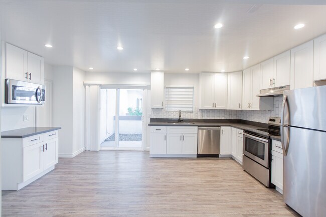 Foto del edificio - Villa 10 Apartments