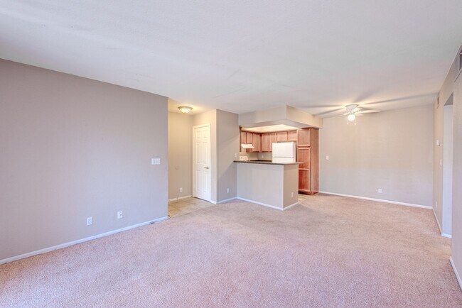 Foto del edificio - 1455 E Katie Ave