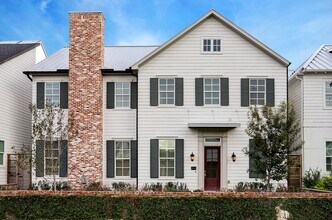 Building Photo - 2512 Hollister St