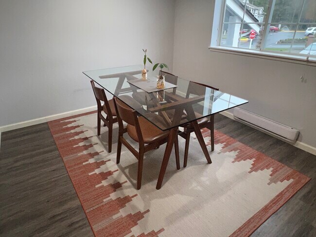 Dining Room - 23319 Cedar Way