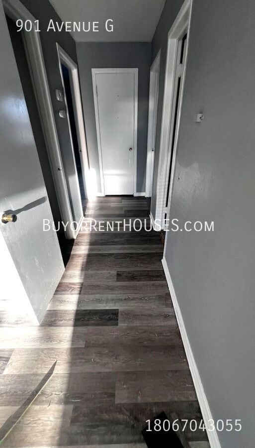 Building Photo - $499 Move-In Special (+ admin fee) + $0 De...