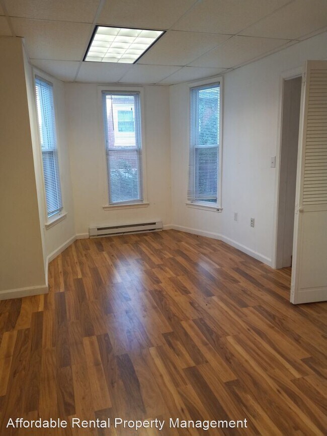 Building Photo - 1 br, 1 bath House - 137 Cumberland St Apt #1