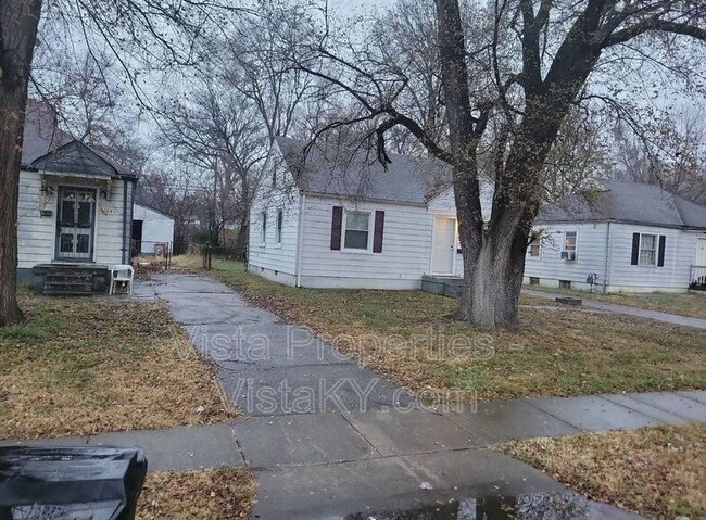 Building Photo - 1639 Dixdale Ave