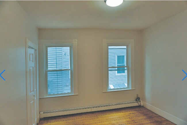 Building Photo - 11 Clary St