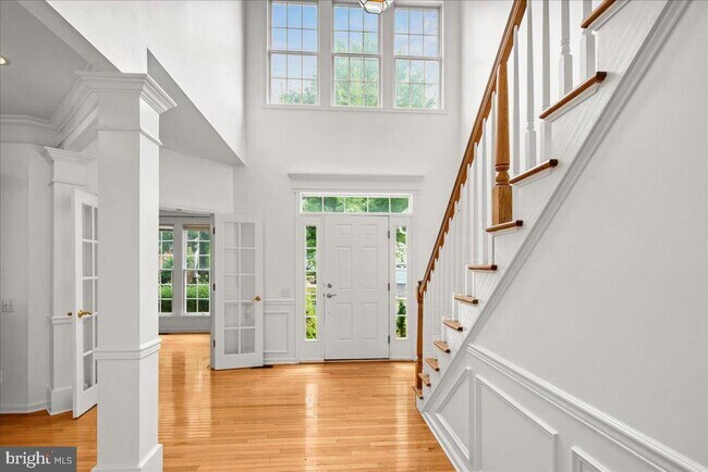 Building Photo - 8 Meetinghouse Ct