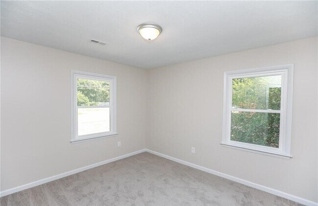 Foto del edificio - 51 Big Bethel Rd