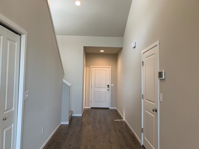 Foto del edificio - Beautiful 4 Bedroom 2.5 Bath Home Located In A Beautiful Master Planned Community in Camas! Top R...