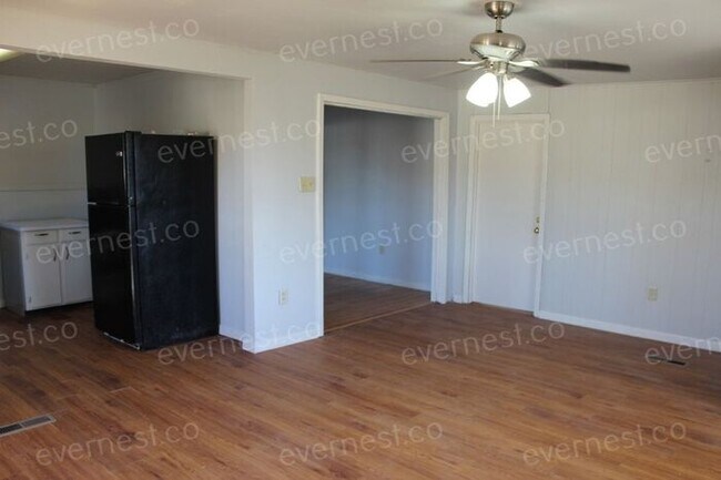 Foto del edificio - 1204 S Fillmore St