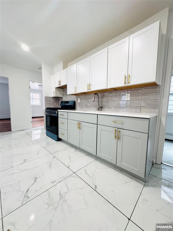 Building Photo - 23 Valley