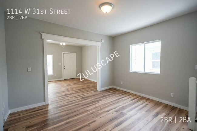 Building Photo - 1114 W 31st St