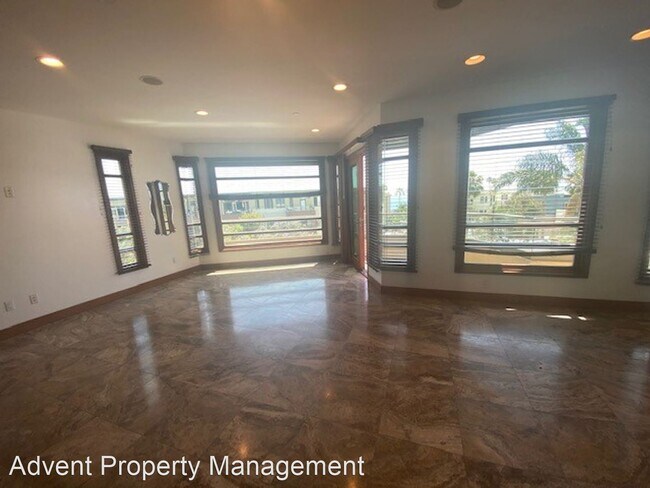 Foto del edificio - 5431 La Jolla Blvd