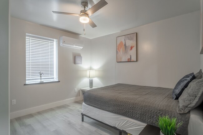 Foto del edificio - 40 W 3rd St