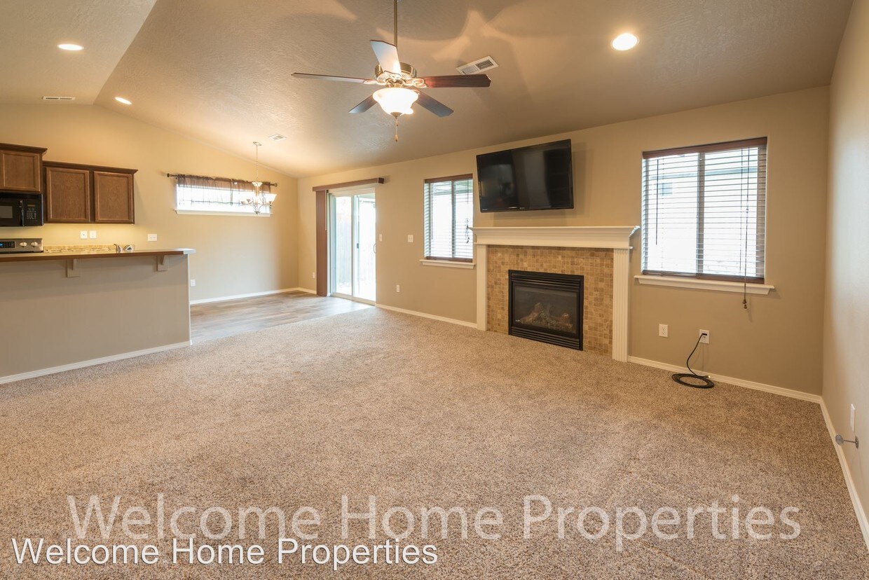 Primary Photo - 3 br, 2 bath House - 1348 SW Julia St
