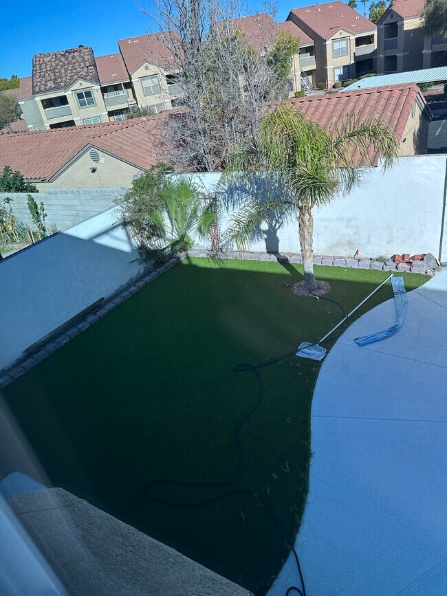 Foto del edificio - 9684 Summer Cypress St